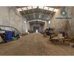 ¡OPORTUNIDAD! PARCELA RÚSTICA CON NAVE