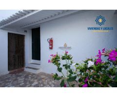 Cortijo con piscina en ubicación inmejorable en Garciez, Jaen