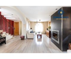 SALE A LA VENTA UNA FANTASTICA VIVIENDA UNIFAMILIAR PAREADA