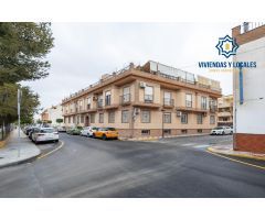 ???? ¡Acogedor piso con garaje y trastero en Churriana de la Vega!