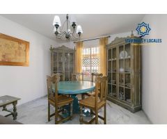 OPORTUNIDAD ÚNICA EN HUÉTOR VEGA – CHALET PAREADO CON PISCINA POR 310.000€!