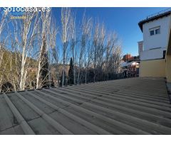 Oportunidad de negocio única.  Edificio ocio y hostelería frente a Monumento Nacional de la Alhambra