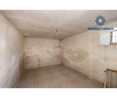 Edificio a reformar con gran potencial en Alhama de Granada
