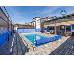 ESPECTACULAR CHALET CAMPO DE GOLF LAS GABIAS CON PARCELA ADICIONAL