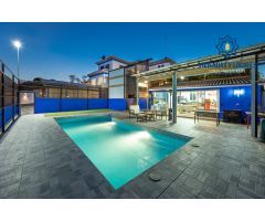 ESPECTACULAR CHALET CAMPO DE GOLF LAS GABIAS CON PARCELA ADICIONAL
