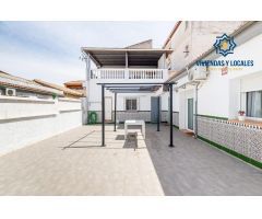 VIVIENDA EN PLANTA BAJA CON MÁS DE 300 METROS DE SOLAR