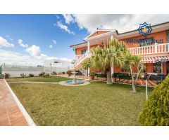 ???? ESPECTACULAR CASA INDEPENDIENTE EN ATARFE CON PISCINA ????