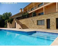Chalet con vistas despejadas al mar en la mejor Urb. de Málaga