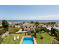 Villa 6 dormitorios con vistas al mar en La Cala de Mijas