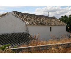 Casa con terreno en Venta en Villanueva de Algaidas, Málaga