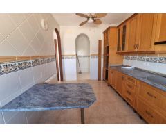 garcia Delgado vende Fabulosa casa Independiente con Vistas de Infarto y Piscina en Moclin!!!!!!!!!