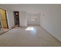 garcia Delgado vende Fabulosa casa Independiente con Vistas de Infarto y Piscina en Moclin!!!!!!!!!