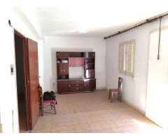 Inmobiliaria García Delgado vende piso en La Chana con Ascensor!!!!!