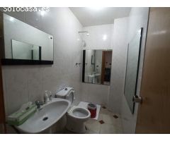 SE VENDE CASA EN EL CENTRO!!!!