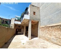 SE VENDE CASA EN EL CENTRO!!!!