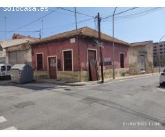SE VENDE CASA COMO SOLAR!!!