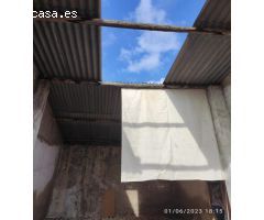 SE VENDE CASA COMO SOLAR!!!