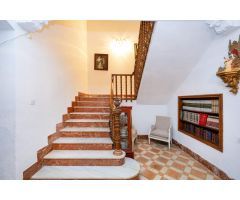 Adosado en Venta en Valderrubio, Granada