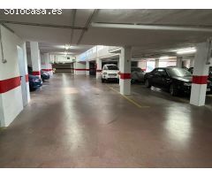 ¿Buscas rentabilidad con escaso mantenimiento? Lote de plazas de aparcamiento.