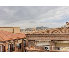 Piso en alquiler, zona Recogidas y Plaza Gracia.