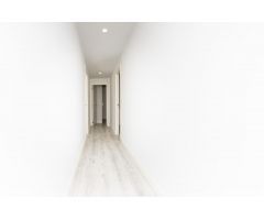 Piso Amplio y Reformado en Pleno Centro de Granada – Ideal para Disfrutar la Ciudad