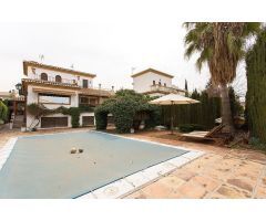 ESPECTACUALR CHALET EN CAJAR