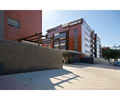 SE VENDE PLAZA DE APARCAMIENTO AMPLIA EN PARQUE LAGOS