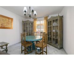 OPORTUNIDAD ÚNICA EN HUÉTOR VEGA – CHALET PAREADO CON PISCINA POR 310.000€!