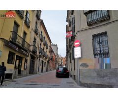 EDIFICIO EN VENTA EN ÁVILA, ZONA CENTRO- MERCADO CHICO