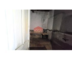 CASA PARA REFORMAR EN MUÑANA, 05540