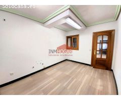 VIVIENDA EN PLENA PLAZA DEL MERCADO CHICO 05001