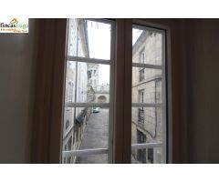 APARTAMENTO EN EL CENTRO DE LUGO