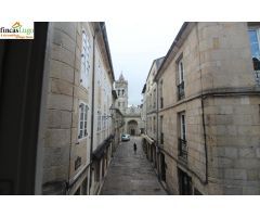 APARTAMENTO EN EL CENTRO DE LUGO