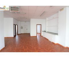 LOCAL COMERCIAL ACONDICIONADO AL LADO DEL CAMPUS UNIVERSITARIO