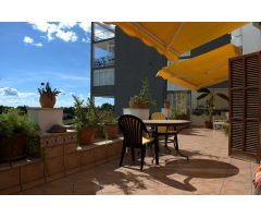 Vivienda con Acceso directo desde la calle!!