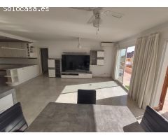 Vivienda con Acceso directo desde la calle!!