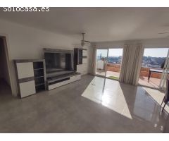 Vivienda con Acceso directo desde la calle!!