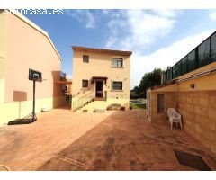 Chalet en Venta en Alfaz del Pí / LAlfàs Del Pi, Alicante