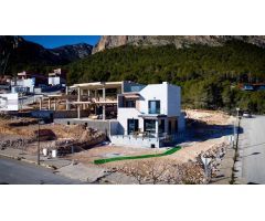 Chalet en Venta en Polop de la Marina, Alicante