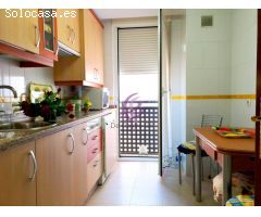 PISO DE 3 DORMITORIOS EN ZONA CHAMBERI-VISTAHERMOSA.