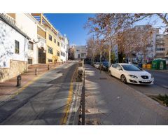 Casa de 2 dormitorios junto  avenida Cervantes