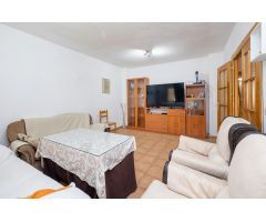 CASA ADOSADA EN VENTAS DE HUELMA