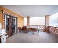???? ¡Vive en una casa independiente con piscina y todas las comodidades en Las Gabias! ?????