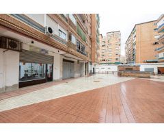 ¡Oportunidad de Inversión en el Barrio del Zaidín! Local Comercial en Venta
