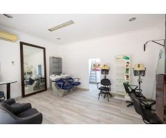 ¡Oportunidad de Inversión en el Barrio del Zaidín! Local Comercial en Venta