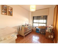 Piso en Venta en Petrer, Alicante