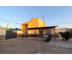 Casa de campo en Venta en Crevillente, Alicante