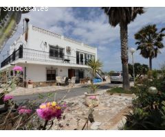 Chalet en Venta en La Marina, Alicante