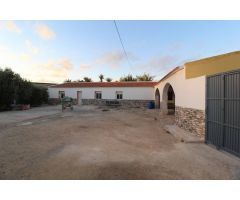 Casa de campo en Venta en Crevillente, Alicante