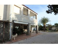 Chalet en Venta en Crevillente, Alicante